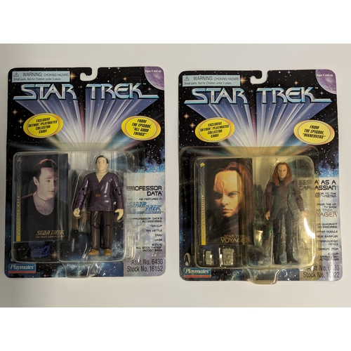 622 - Star Trek figures 18 in total including 