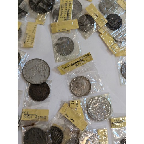 147 - Tub of mostly Italian coins, predominately 19th & 20th century, some earlier, gross weight inclu... 