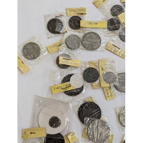 147 - Tub of mostly Italian coins, predominately 19th & 20th century, some earlier, gross weight inclu... 