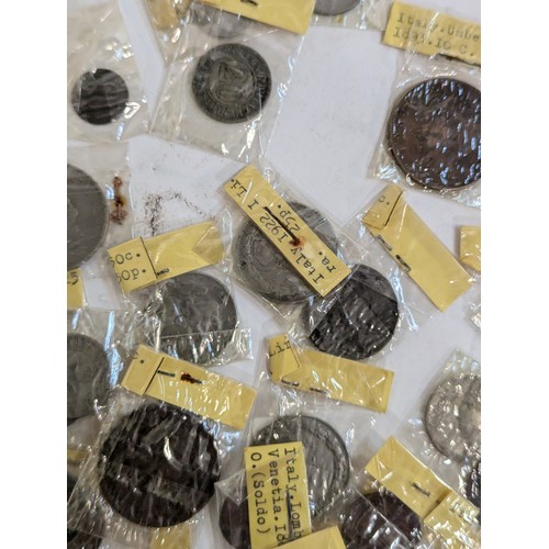 147 - Tub of mostly Italian coins, predominately 19th & 20th century, some earlier, gross weight inclu... 