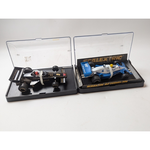 638 - Tri-ang Scalextric model electric motor racing with extra accessories track. Hand controller ect