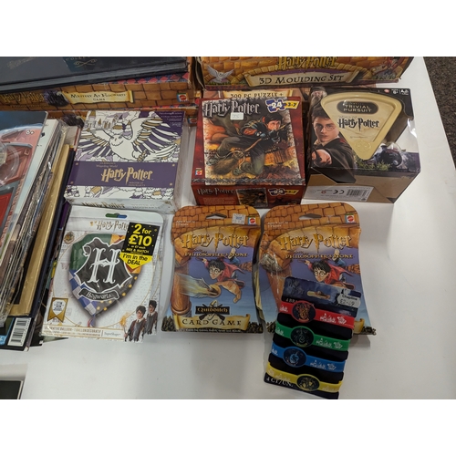 649 - Harry Potter puzzles and other games. With other Harry Potter books ect