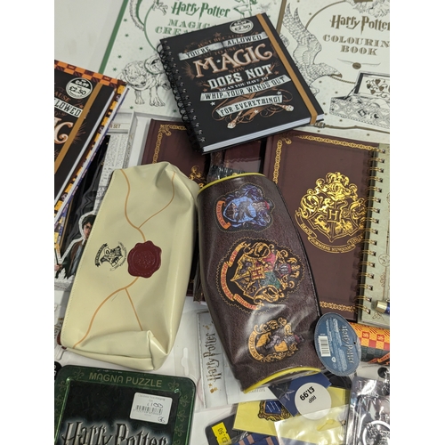 661 - Harry Potter colouring books and stationery.