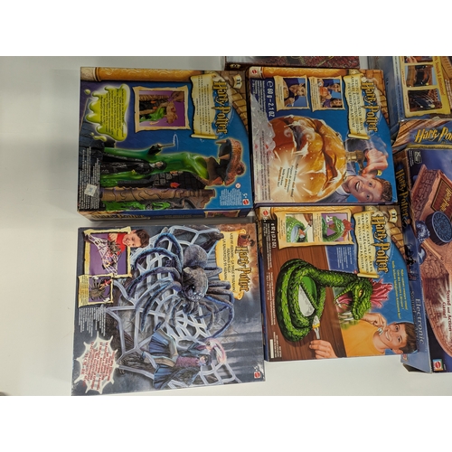 662 - Harry Porter collectables including Whomping willow Game, trivia, Quidditch, powercaster, slime cham... 