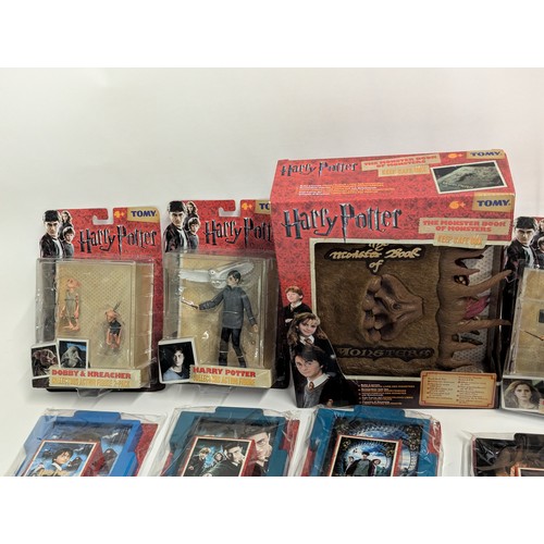 669 - Harry Potter 6 micro-puzzles. 4 x Deathly Hallows figures inc Harry, Ron and Hermione. The Monster B... 