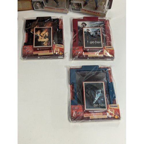 669 - Harry Potter 6 micro-puzzles. 4 x Deathly Hallows figures inc Harry, Ron and Hermione. The Monster B... 