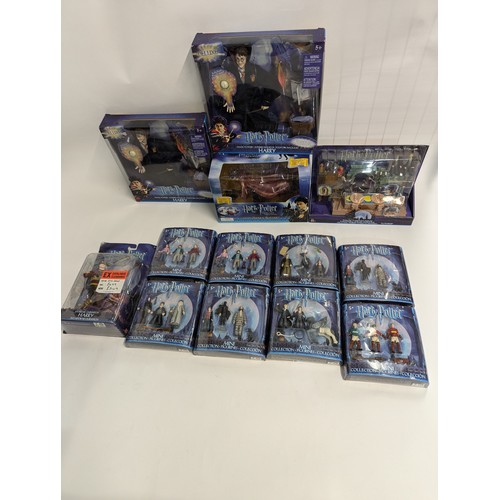 671 - Harry Potter assorted figures inc: Series 1 & 2 Mini figures eg Harry, Ron, Hermione; Lupin were... 