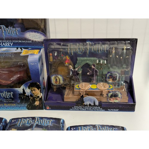 671 - Harry Potter assorted figures inc: Series 1 & 2 Mini figures eg Harry, Ron, Hermione; Lupin were... 