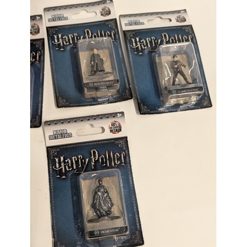 672 - Harry Potter sticker kits/colouring kits inc. Lord Voldemort's Wand, Time Turner, Hogwart's Castle s... 