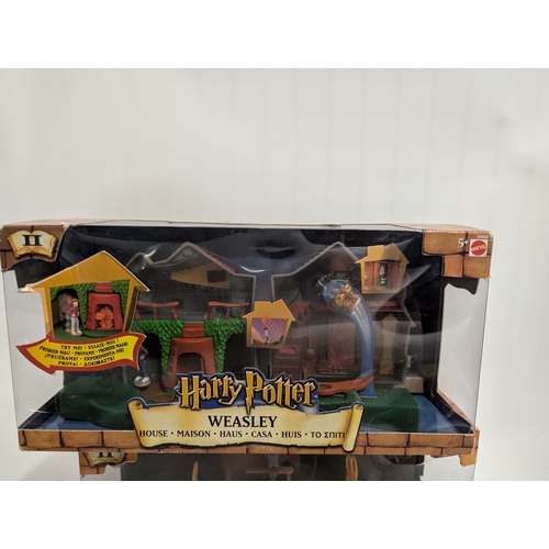 674 - Harry Potter Figures including Harry Potter, Voldemort, Fred, Tom riddle, Weasley house, Quidditch Z... 