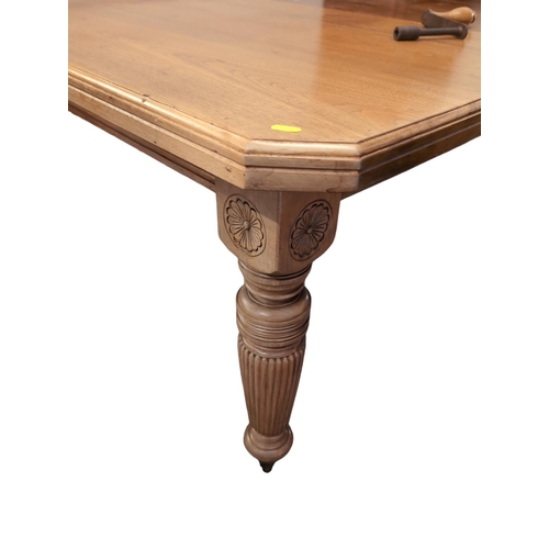 470 - Large oak winding extending table. W119cm L145 (no leaves), includes 2 sections, each approx 47cm wi... 