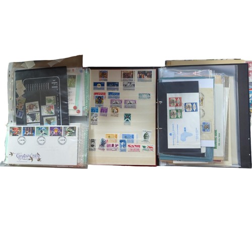 17 - Large quantity of world stamps and first day covers. Not all in albums. 