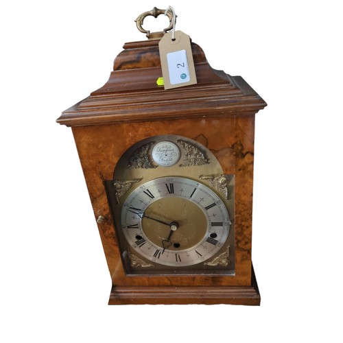 2 - Tempus Fugit mantle clock. With key. W22cm, D15cm, H39cm
