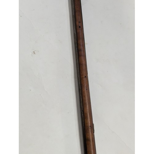 92 - Reconstituted flintlock long rifle, length 170cm