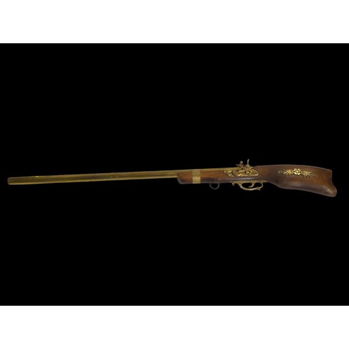 98 - Reproduction flintlock rifle, length 106cm