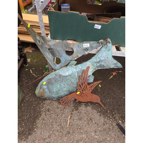 152 - Large verdigris fish weather vane, width 91cms, full ht 79cms with a rusty wall hanging humming bird... 