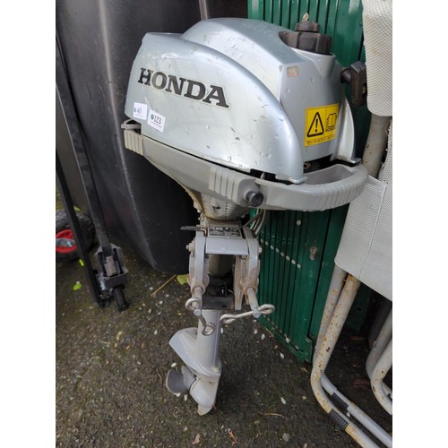 40 - Honda 2.3 outboard motor