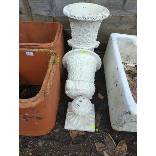 86 - 2 pedestal planters. Diameter - 29cm, H44cm.