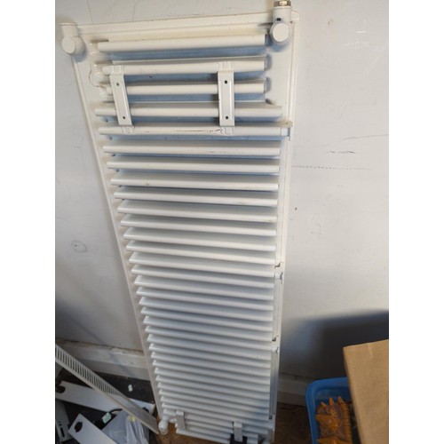 161 - 1200mm x 400mm radiator