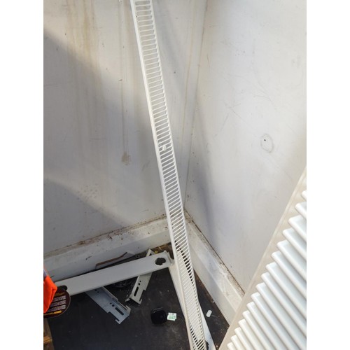 161 - 1200mm x 400mm radiator