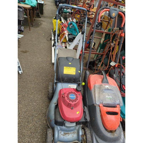 163 - Honda 5.4hp petrol lawn mower