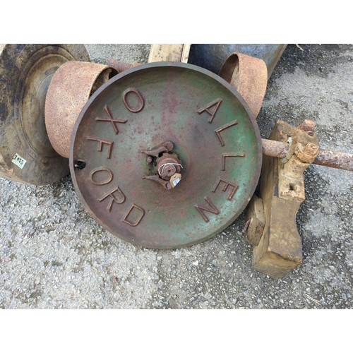 194 - Allen, Oxford heavy cast iron machine part, possibly a grass cutting machine wheel