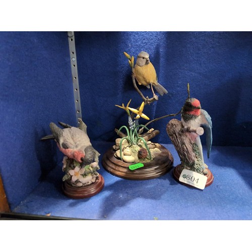 804 - 1 Country Artist Blue Tit (H approx. 20cm) + 2 Royal Doulton garden birds.