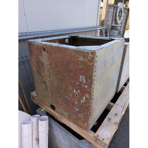 95A - Small, galvanised water tank. W56cm, L56cm, D56cm.