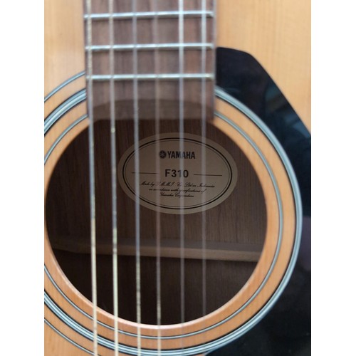 915 - Yamaha F310 acoustic guitar