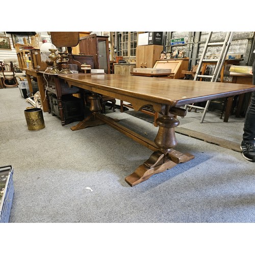 877 - Oak refectory table. L205cm, W90.5cm, H76cm.