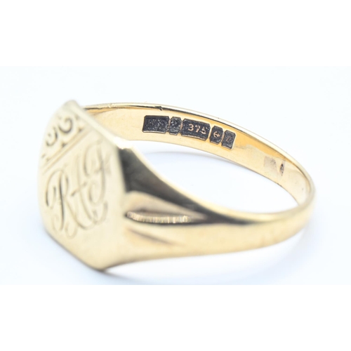 39 - 9ct gold signet ring, initialled, hallmarked Birmingham 1960,  size T1/2, 4.82 grams