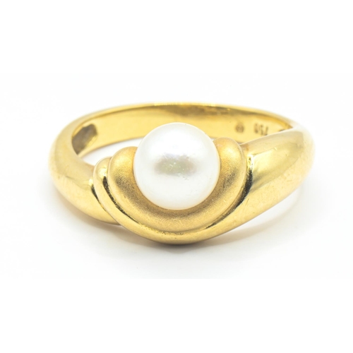 64 - 18ct gold and cultured pearl ring, size O1/2, gross weight 5.54 grams