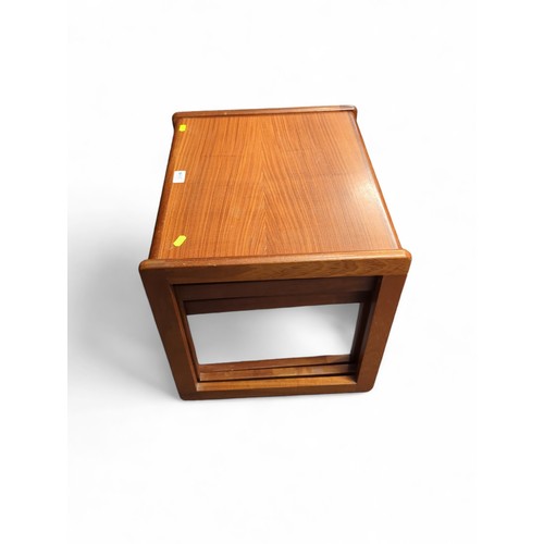 697 - Set of nesting teak tables. Largest W50cm D43cm H43cm