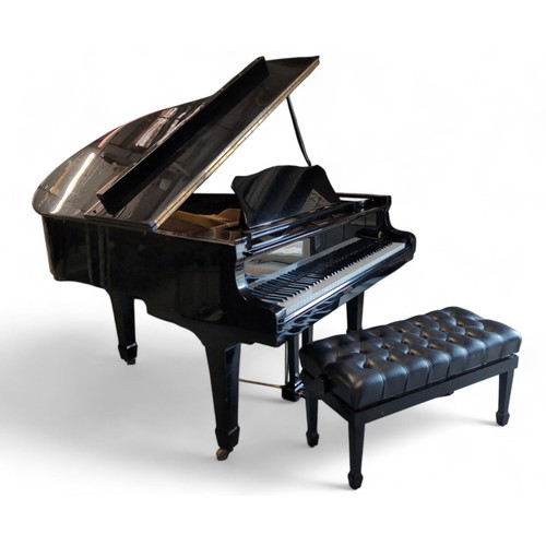 699 - Elysian baby grand piano (L5ft W4'9