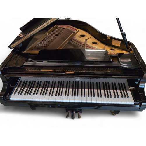 699 - Elysian baby grand piano (L5ft W4'9