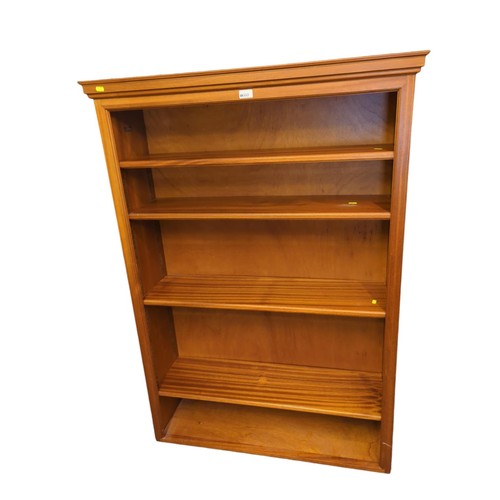 660 - Simplex Classic Collection bookshelf with 4 adjustable shelves. W97cm, D30cm, H137cm. 