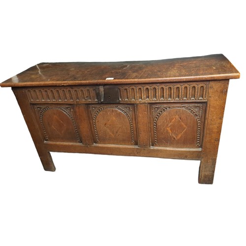 661 - Oak coffer (metal-lined). W124cm, D43cm, H69cm.