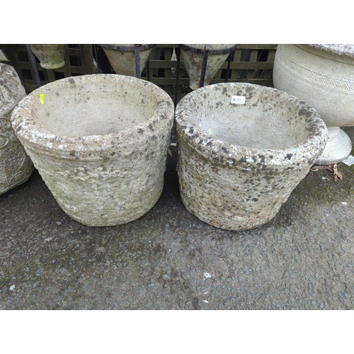 32 - Pair of concrete garden planters with swag decoration to sides. D36cm H27cm