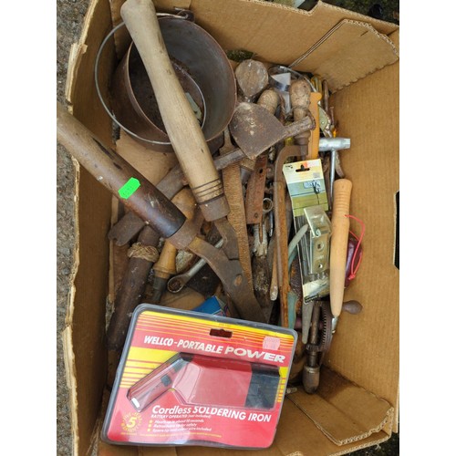 59 - Box of mostly vintage tools