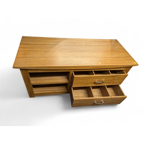 529 - Morden oak TV unit 140cm by 60cm by 60cm