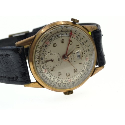 9 - Accurist 17 jewels antimagnetic triple date calendar watch, case diameter 34mm