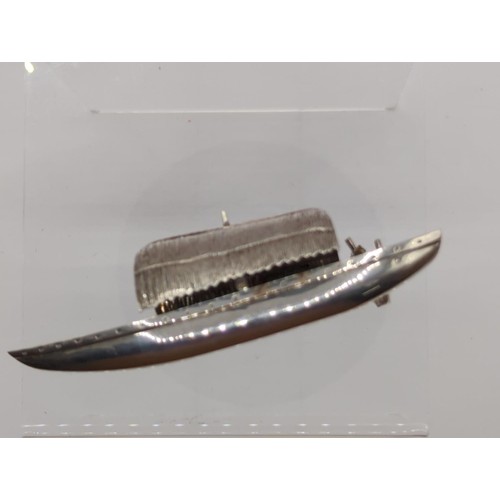 114 - Chinese white metal model of a riverboat, length approximately 105mm, 39 grams