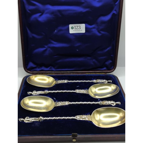 123 - Cased set of 4 silver plated German / Austrian apostle serving spoons