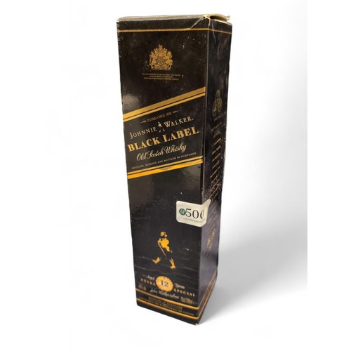 500 - 70cl Johnny Walker 12 year old Black Label Extra Special Whisky, boxed