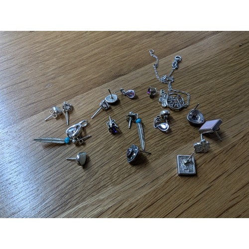 69A - Bag of mostly HM silver and white metal jewellery gross weight 290g