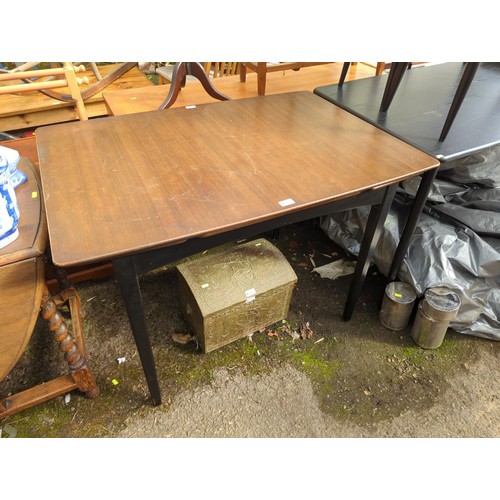 111 - G-Plan tola style extending dining table. W106cm D74cm H73cm.