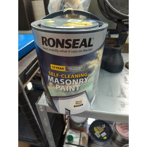 178 - Ronseal self-cleaning smooth masonry paint, warm white. 5L.