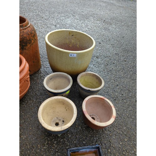 5 - 6 glazed pots. Largest 30cm high.