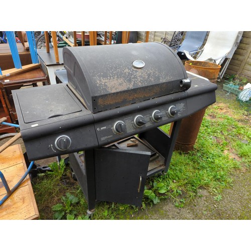 80 - Cosmo Grill BBQ. Has burners but no internal workings.