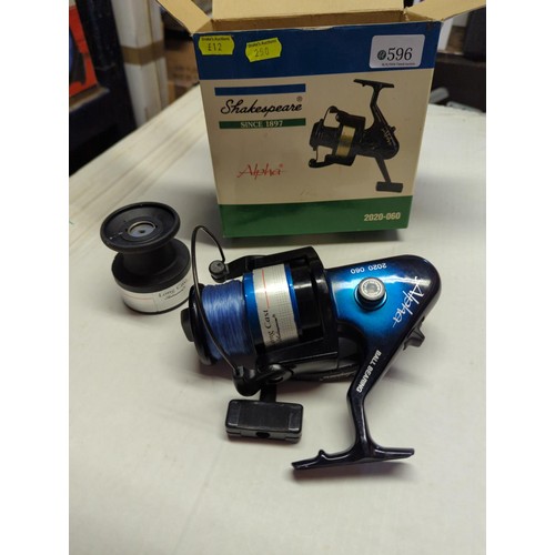 822 - Shakespeare alpha fishing reel 2020 060 in box with 2 x spools..